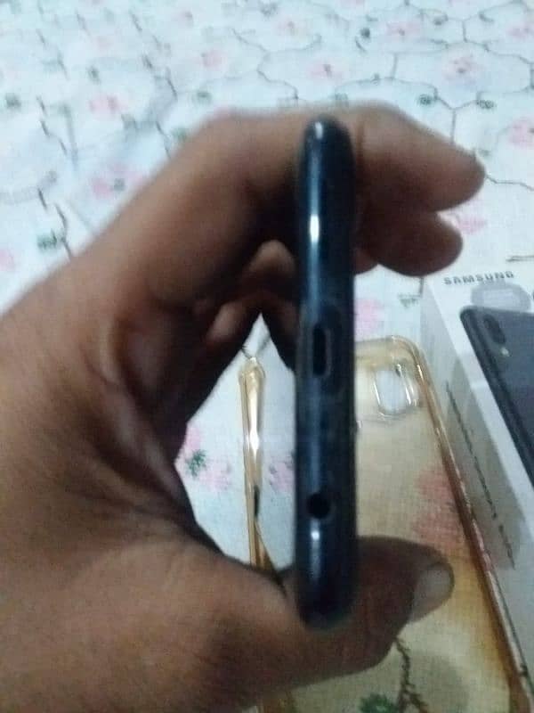 samsung A10s modal hai original phone hai not open no repir no fault 5