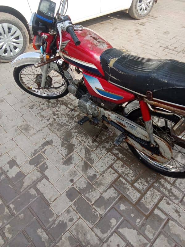 Honda cd70 kio be Kam nhi hony wala 5