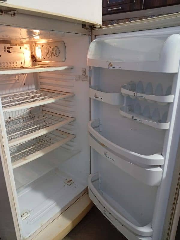 Pel refrigerator 8