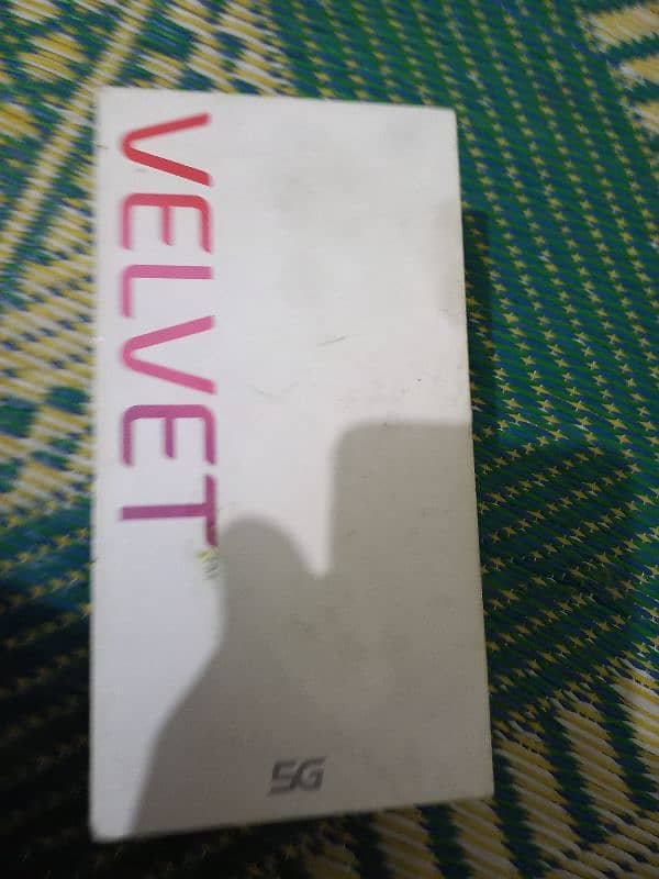 LG velvet 8/128. with complete box . came from abroad 6