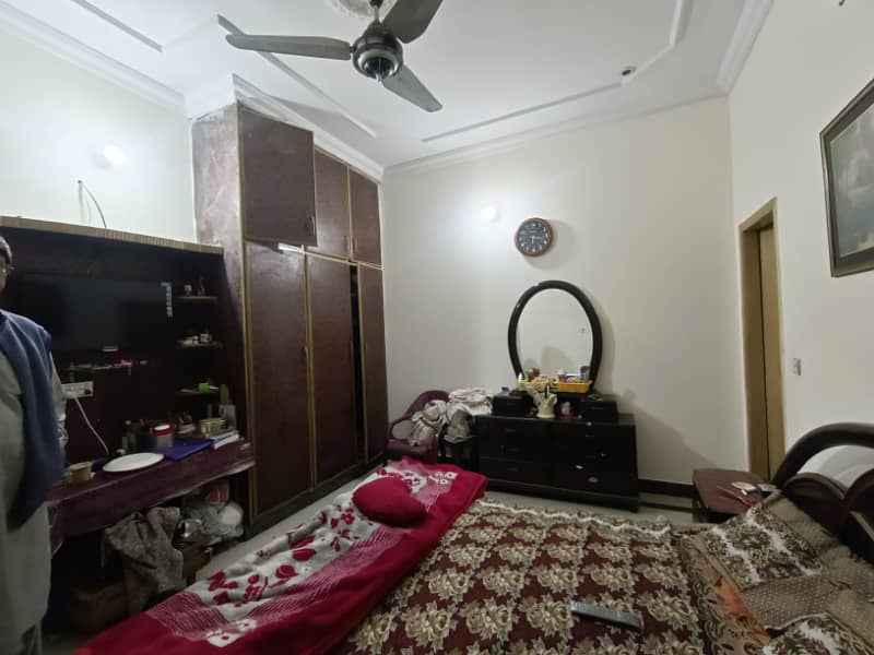 5 Marla Very Beautiful Used House For Sale In Johar Town Phase-2, Super Hot Location with Solar System and Green Metter Installed 17