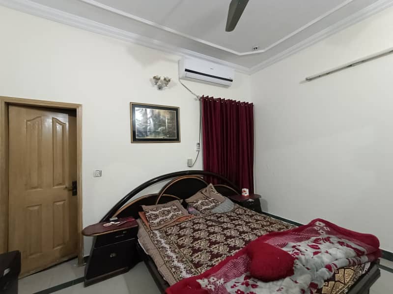 5 Marla Very Beautiful Used House For Sale In Johar Town Phase-2, Super Hot Location with Solar System and Green Metter Installed 19