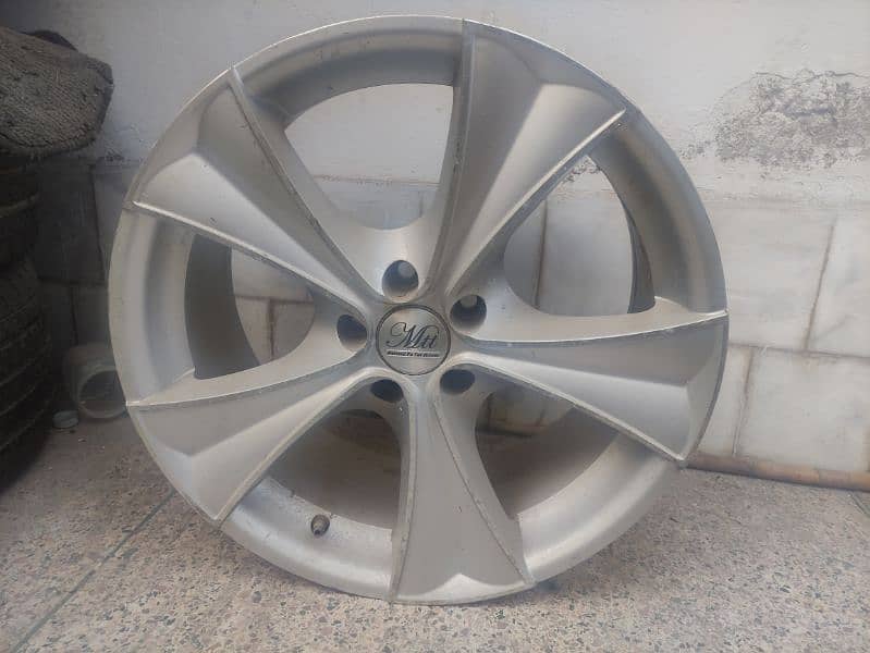 17 Alloy Rims For Toyota 5 nuts 0