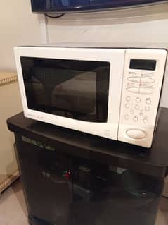 Goldstar microwave oven 30liter