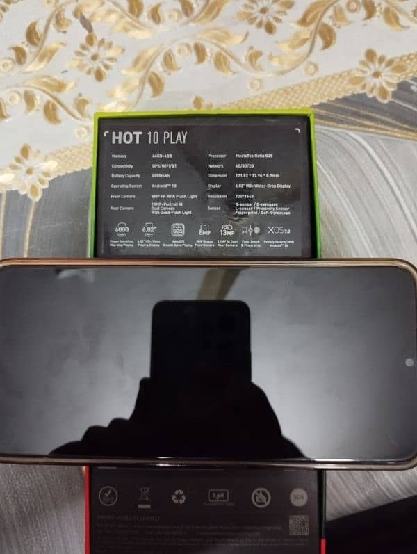 Infinix Hot 10 play 4/64 ,6000 mah battery with box 2