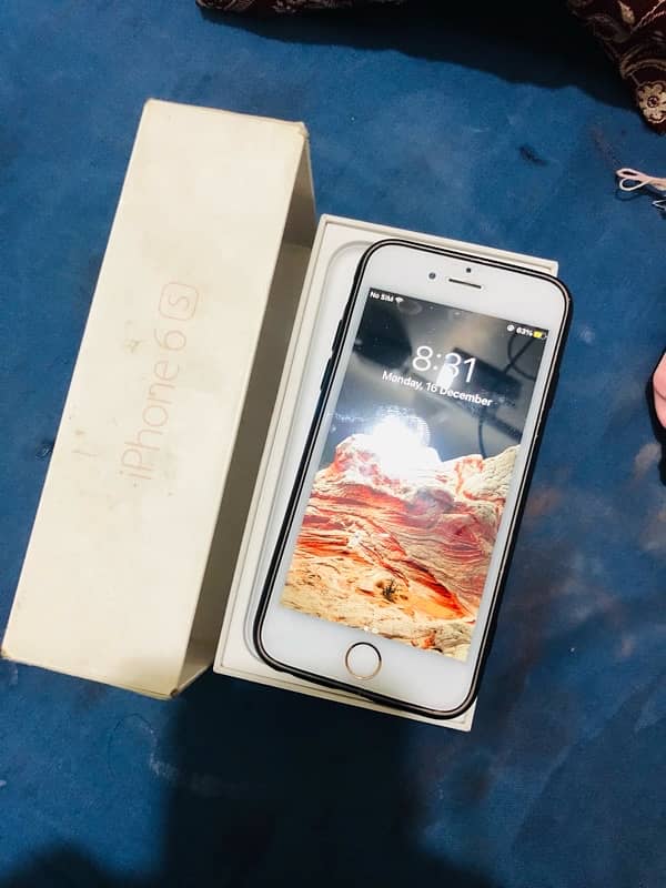 iPhone 6s PTA Approved with BOX 1