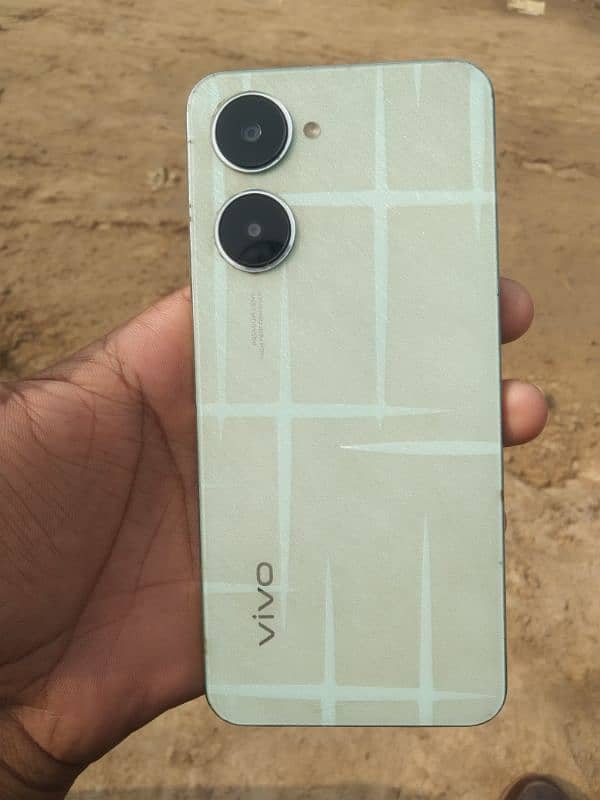 vivo Y03 0