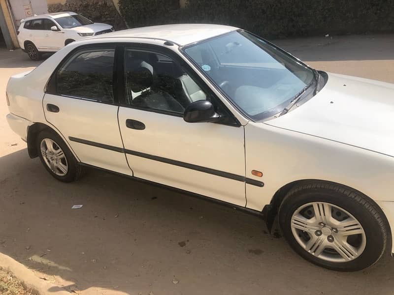 Honda Civic EXi 1995 in excellent condition 2