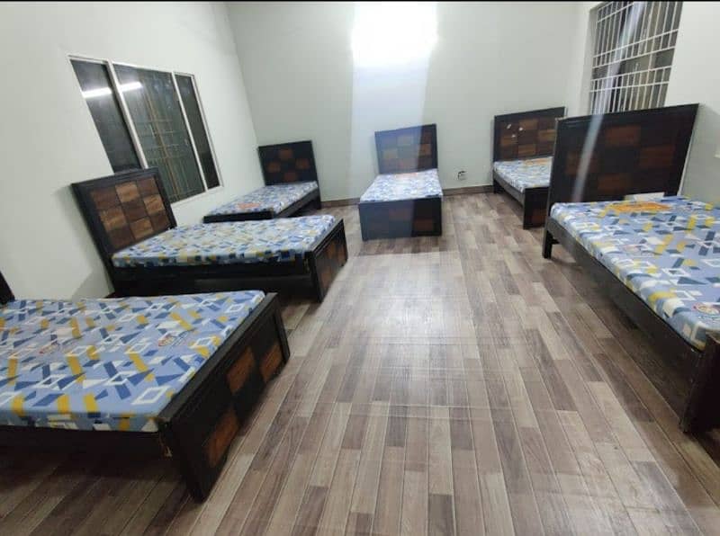 Girls hostel available in G10/1 near csps nova Noa academy 0