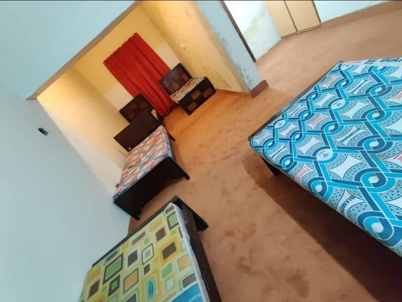 Girls hostel available in G10/1 near csps nova Noa academy 2