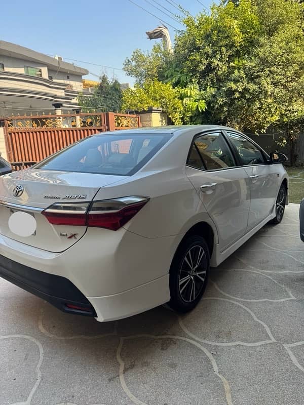 Toyota Corolla Altis 2021 1.6 X Special Edition 3