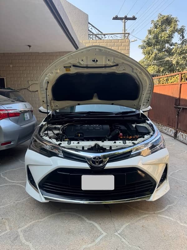 Toyota Corolla Altis 2021 1.6 X Special Edition 4