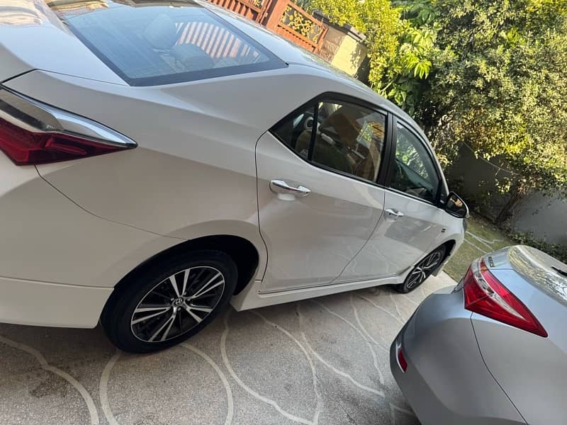 Toyota Corolla Altis 2021 1.6 X Special Edition 8