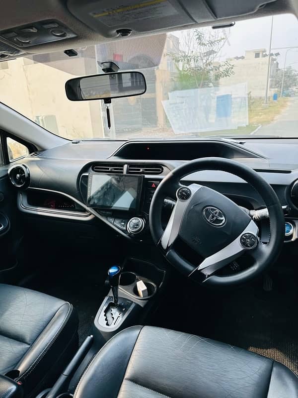 Toyota Aqua (G) 2015 model 2018 import clear 1