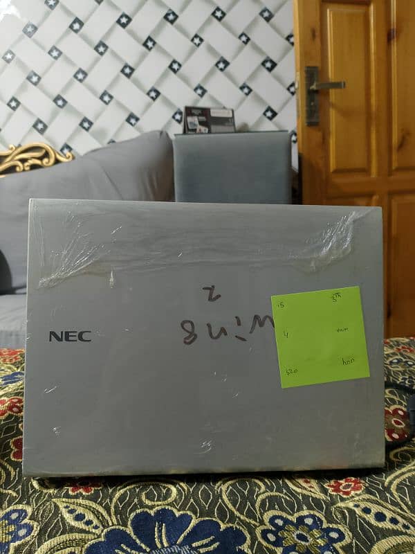 laptop NEC are new 6