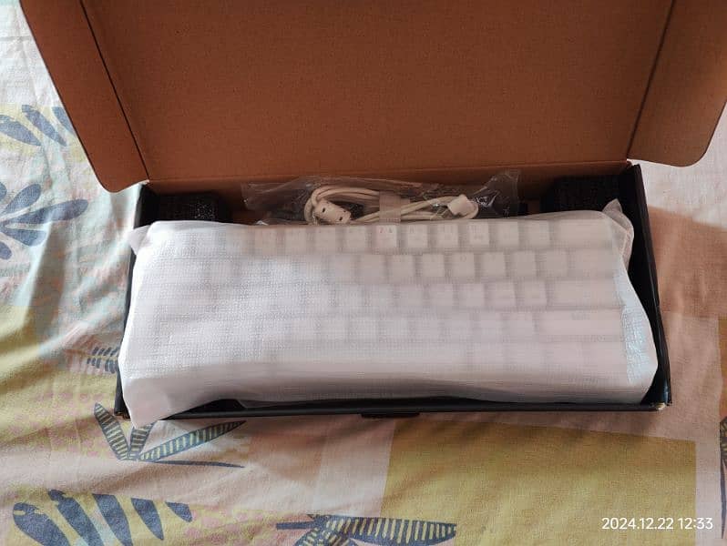 Redragon K630 Keyboard 2