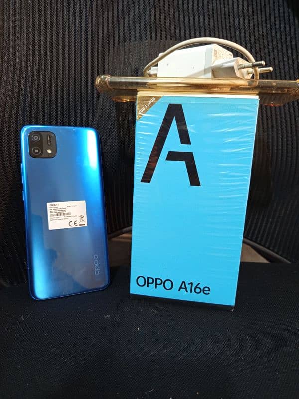 Oppo A16e 4/64 - 10/10 5