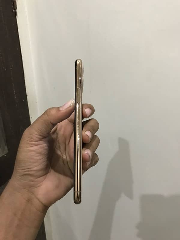 iPhone 11 Pro Max 64gb nonpta 1