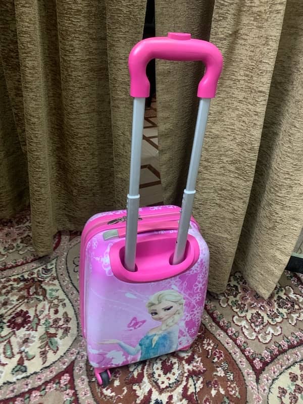 Pink travel bag for girls 0