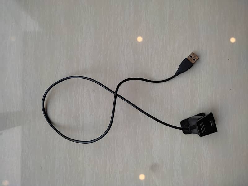 Fitbit watch charger 0