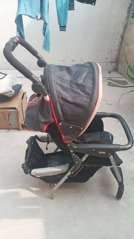 CHICCO Original Pram 1