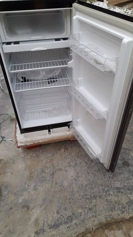 Room Refrigerator 2