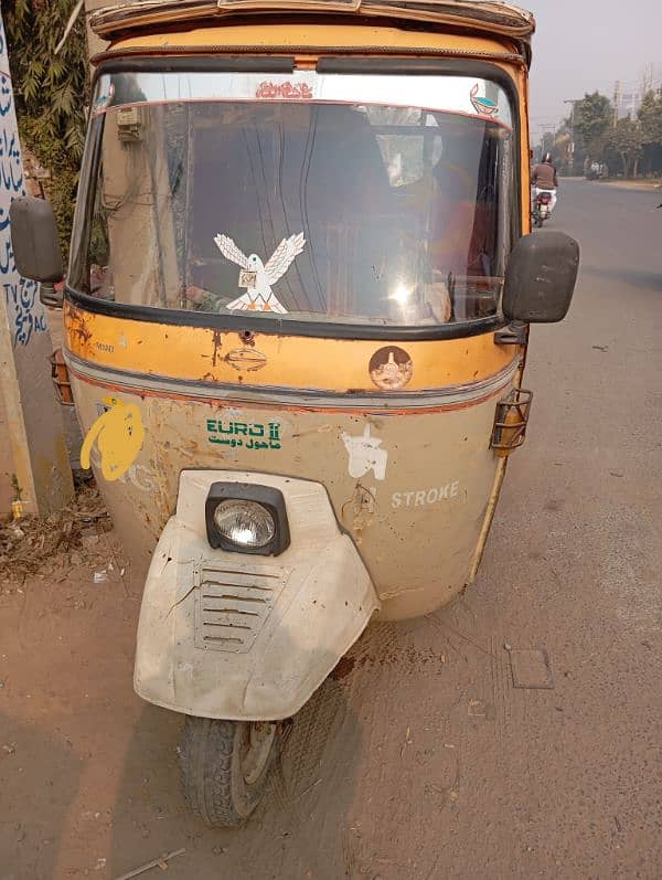 Auto Rikshaw o323546o321 0