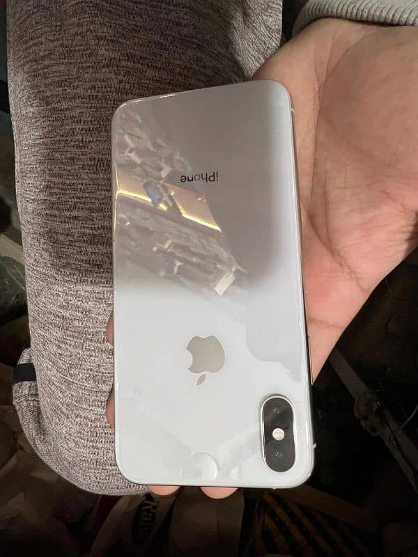 iPhone Xs 128gb 7