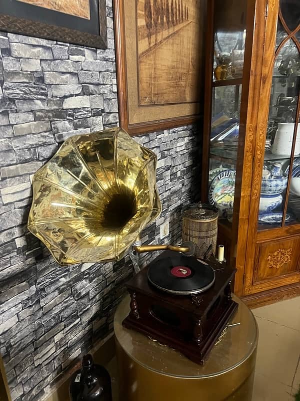 gramophone 1