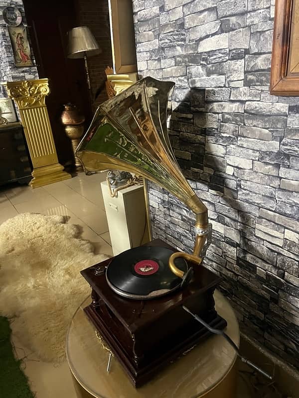 gramophone 8