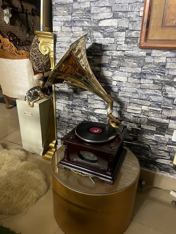 gramophone 9