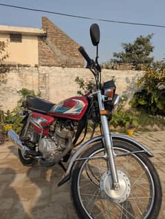 Honda 125 SE 2023