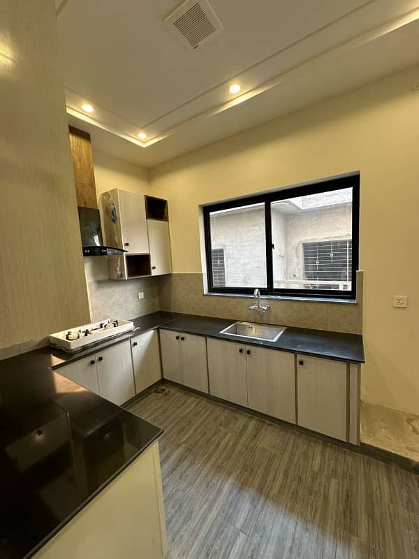 Brand New 10 Marla Independent House For Rent 5