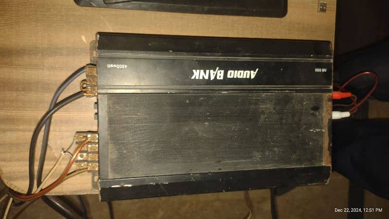 X plod Sony subwooer + Audio Bank Amp 3