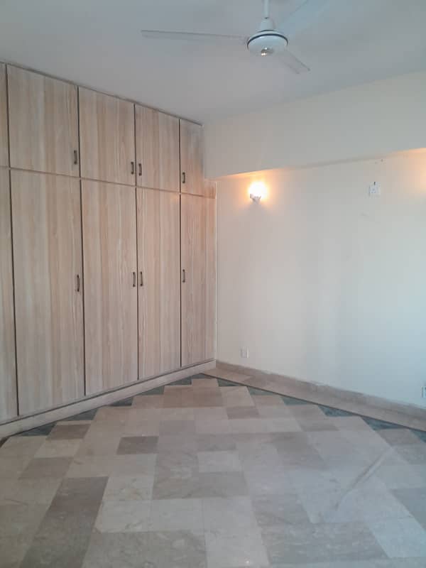 3 Bed Appartment For Rent In E-11/4 9