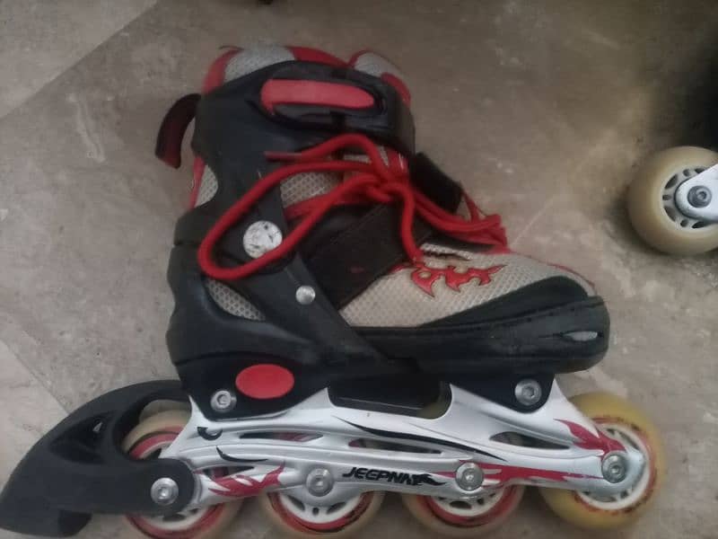 Skating Shoes 4 to 10 Year Kids adjustable 2