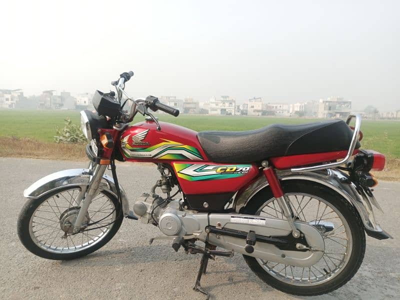 Honda CD 70 CC 9