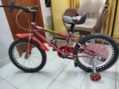 New bicycle for sale (7 years+)