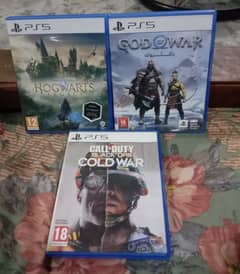 Hogwarts Legacy,God of War Ragnarok,Call of Duty Black Op Cold War,Ps5