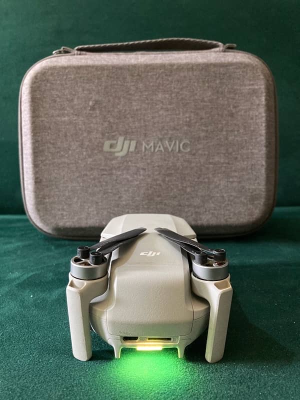 Dji Mavic Mini Drone 0