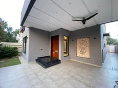 10 Marla Brand New Modern House