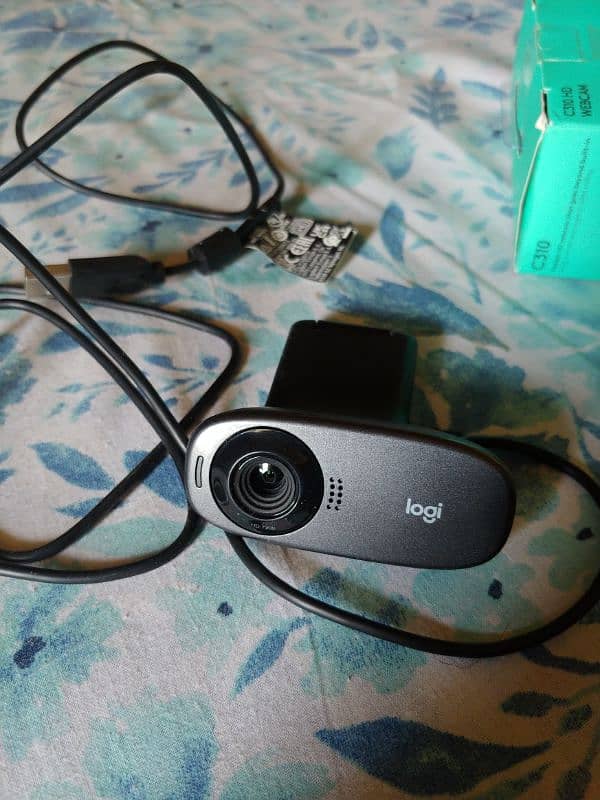 Logitech C310 HD Webcam 1