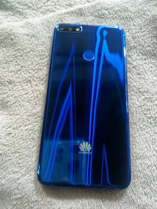 Huawei Y7 3/32 no fault condition. 95% urgent sale no msg only cal plz 0