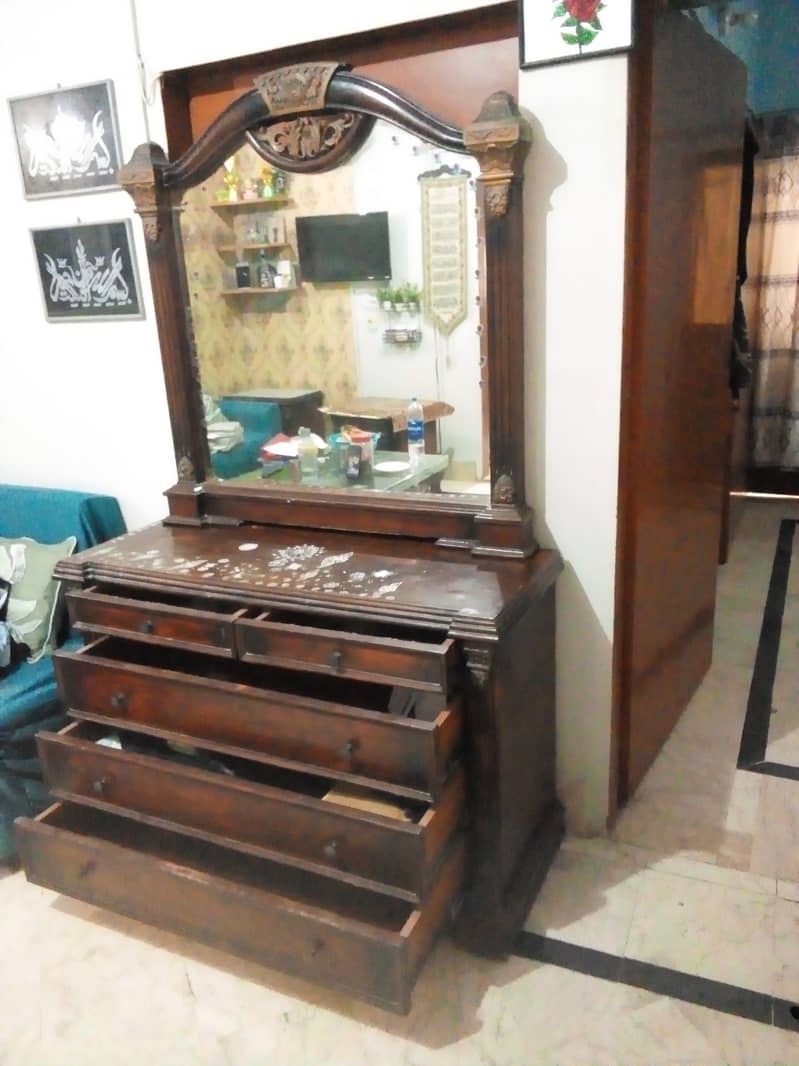 Dressing table pure wooden shisham 1