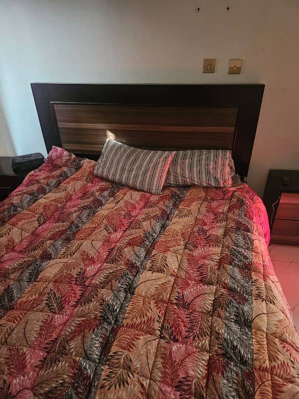 Bed Set with Two Sides 0