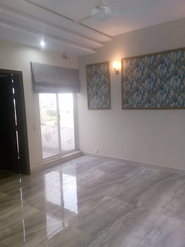 Modern And Very Stylish Brand New 1 Kanal Upper Portion Available For Rent 5