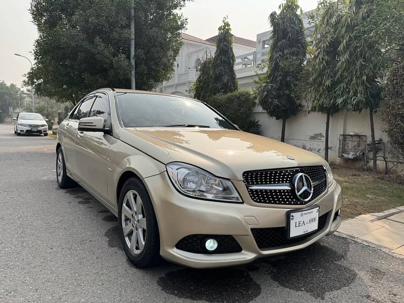 Mercedes C Class C200 W204(Facelift) 2011 0