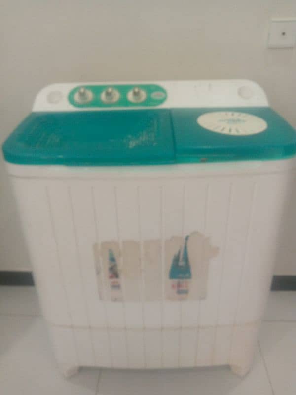 BOSS WASHING MACHINE AND DRYER 1