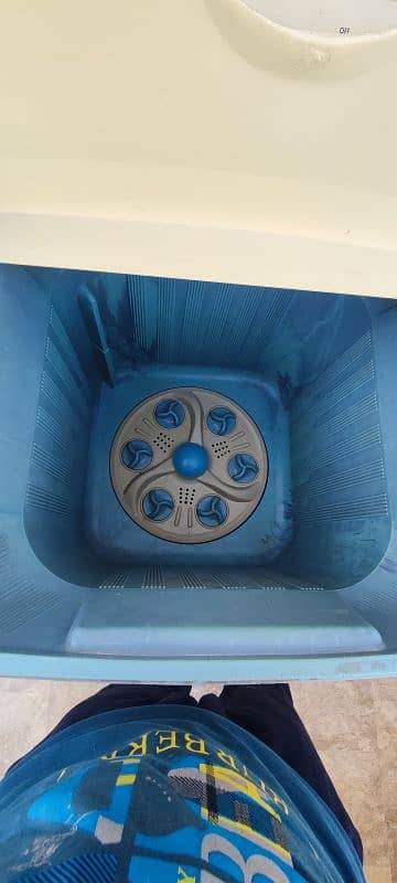 BRIGHT WASHING MACHINE IN WORKING CONDITION 3