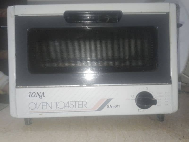 IONA microwave oven 0